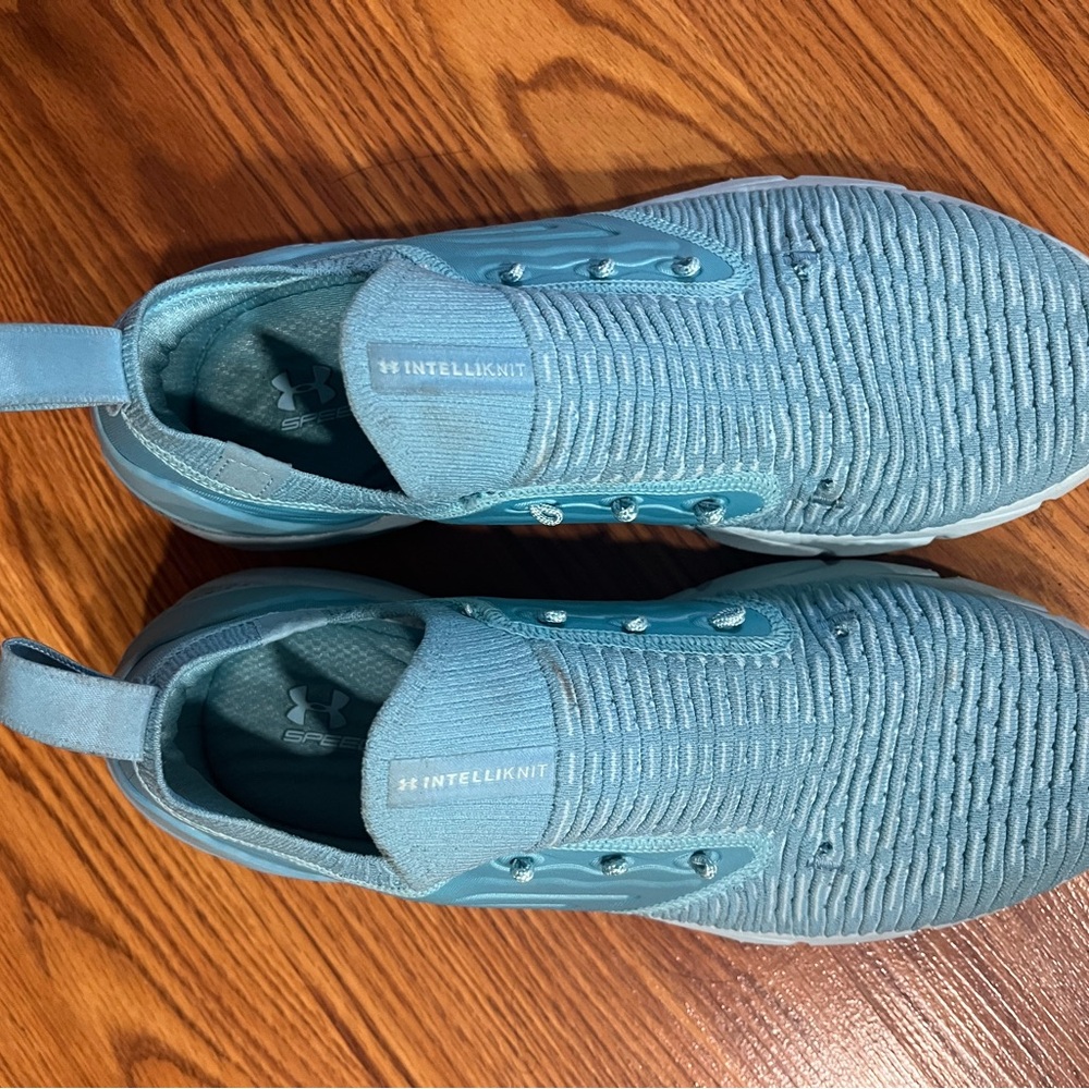Under Armour Teal Women’s slip on Tennis Shoes
